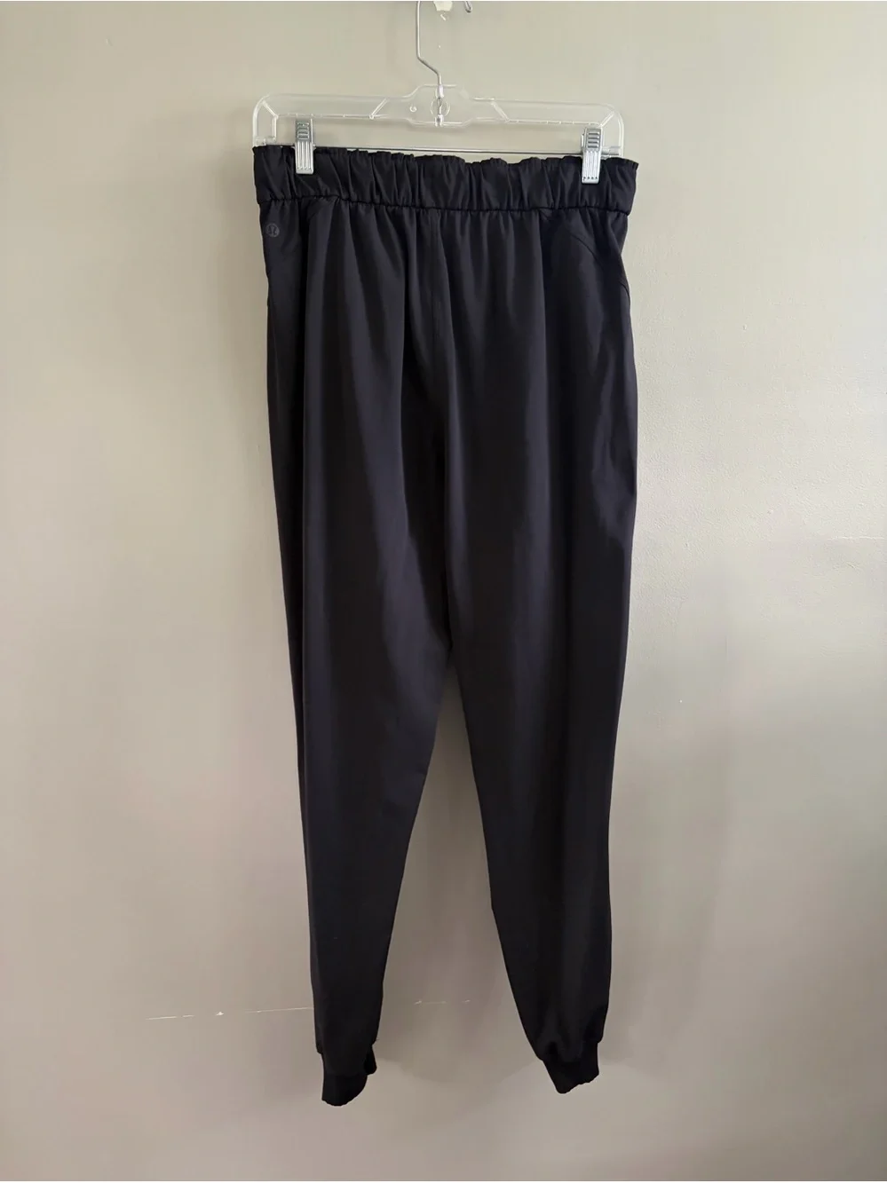 Lululemon Keep Moving Jogger Black‎ Women's Size 8